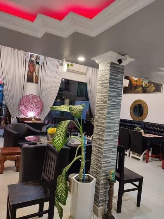 Le Barang Steakhouse & Guesthouse سيهانوكفيل المظهر الخارجي الصورة