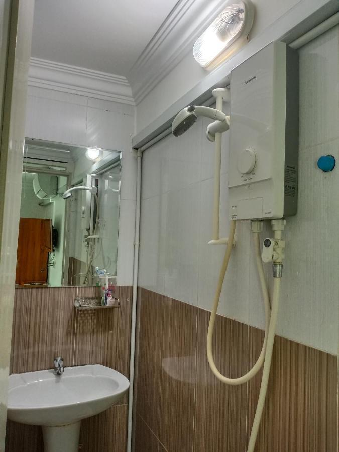 Le Barang Steakhouse & Guesthouse سيهانوكفيل المظهر الخارجي الصورة