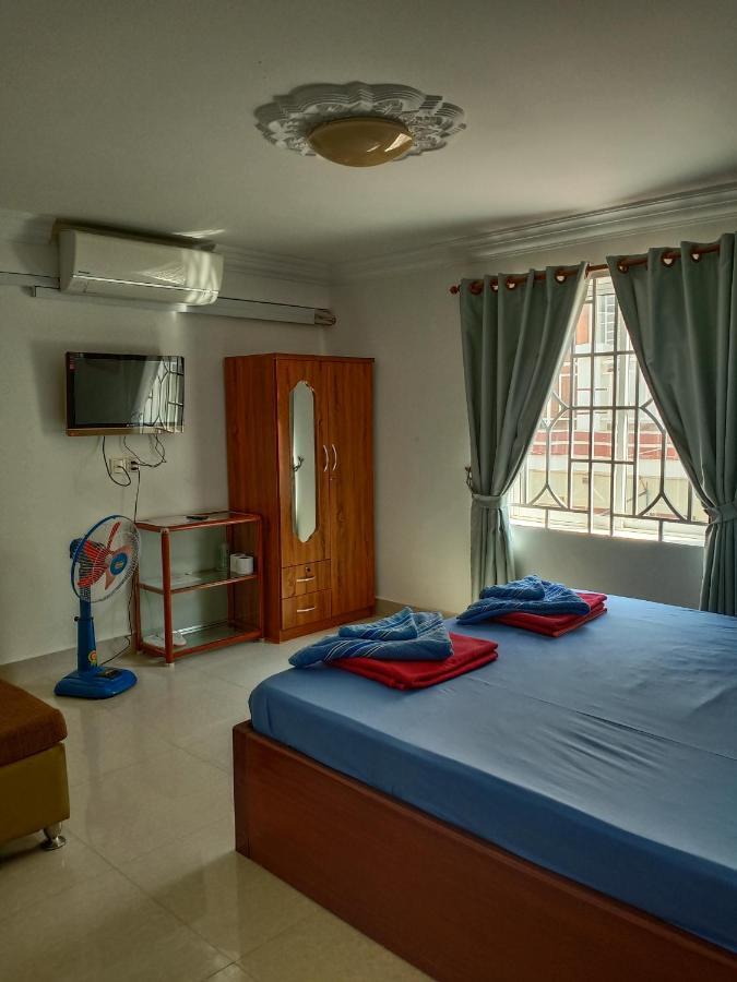 Le Barang Steakhouse & Guesthouse سيهانوكفيل المظهر الخارجي الصورة