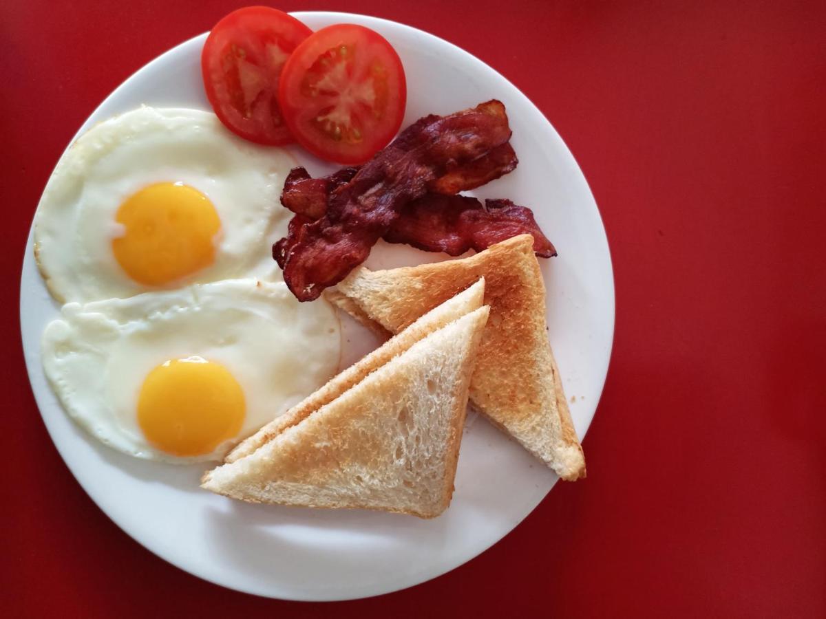Le Barang Steakhouse & Guesthouse سيهانوكفيل المظهر الخارجي الصورة